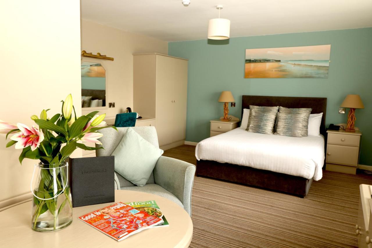 Causeway Hotel 부시밀즈 외부 사진