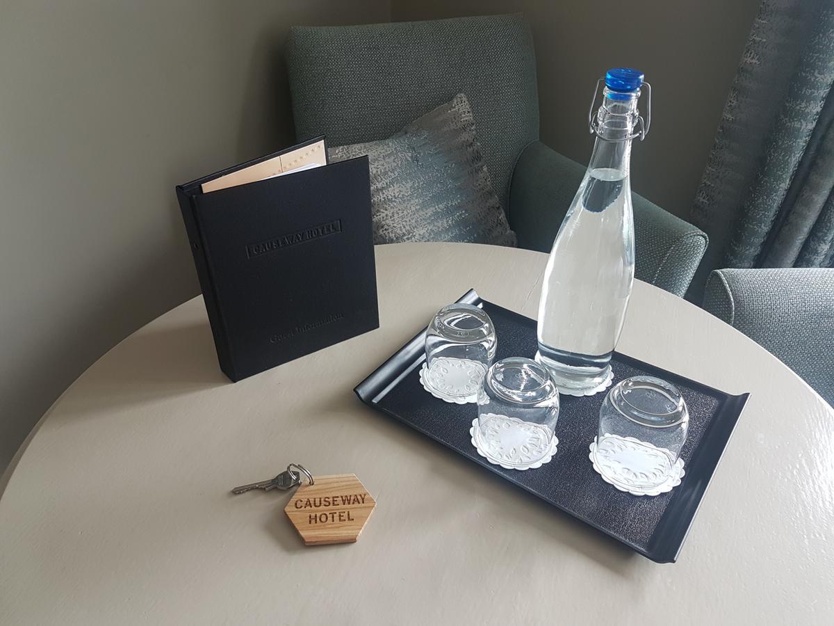 Causeway Hotel 부시밀즈 외부 사진